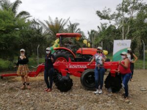 La vereda buenos aires alto recibe maquinaria agrícola de punta