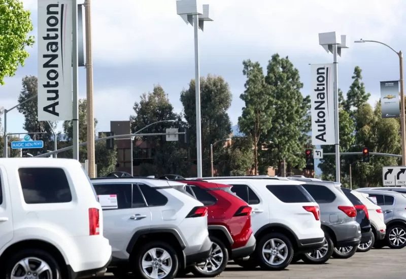 "es un momento histórico": california prohíbe la venta de autos nuevos de gasolina a partir de 2035, el primer estado de ee.uu. en hacerlo