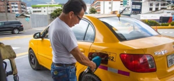 Así se establece el precio del galón de gasolina en colombia, ¿cuánto paga de impuestos?