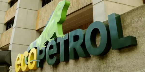 "la caída de ecopetrol se debe a decisiones de carácter nacional", asegura el sector petrolero