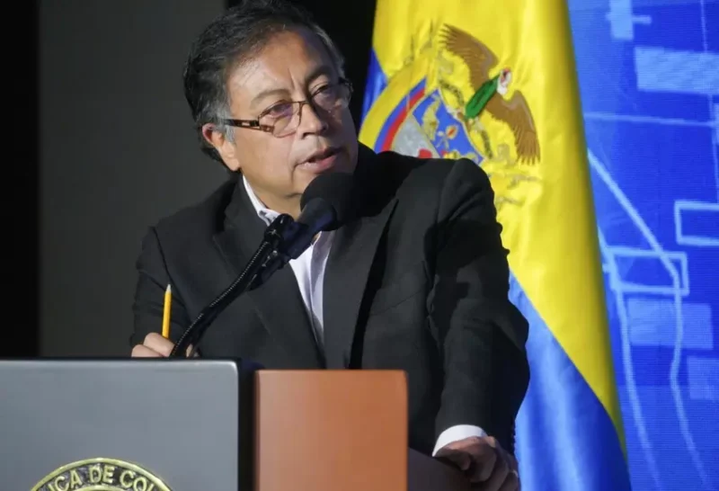 Precio De La Gasolina Petro Dice Que Ya Se Comenzo A Pagar La Deuda Del Fondo De Estabilizacion